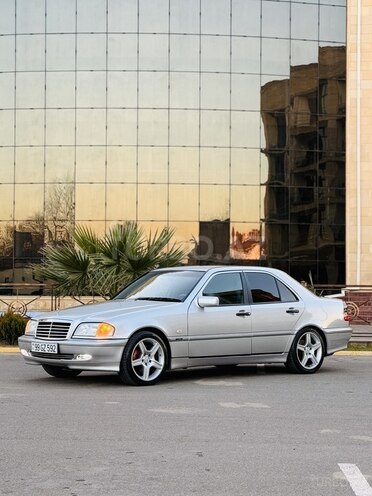Mercedes C 240 1998, 227,592 km - 2.4 l - İmişli