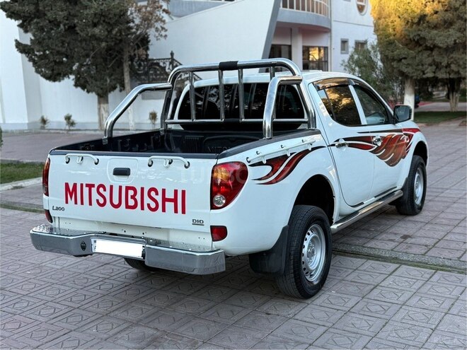 Mitsubishi L200 2008, 212,000 km - 2.5 l - Xırdalan