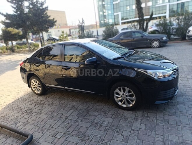 Toyota Corolla 2017, 161,000 km - 1.6 l - Bakı