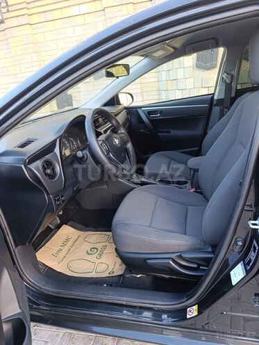 Toyota Corolla 2017, 161,000 km - 1.6 l - Bakı