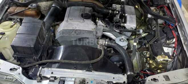 Mercedes E 200 1995, 280,000 km - 2.0 l - Gəncə