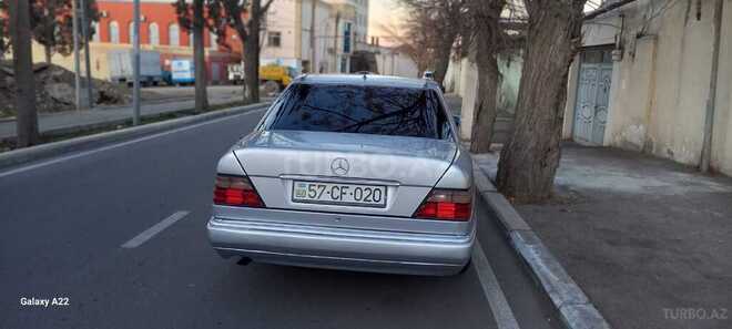 Mercedes E 200 1995, 280,000 km - 2.0 l - Gəncə