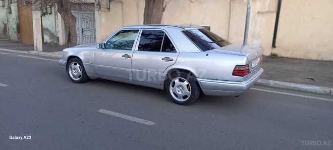 Mercedes E 200 1995, 280,000 km - 2.0 l - Gəncə