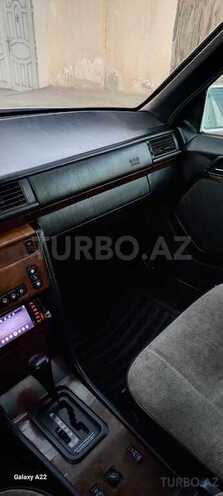 Mercedes E 200 1995, 280,000 km - 2.0 l - Gəncə