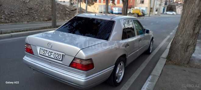 Mercedes E 200 1995, 280,000 km - 2.0 l - Gəncə