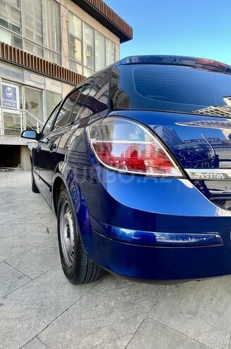 Opel Astra 2009, 300,005 km - 1.4 l - Bakı