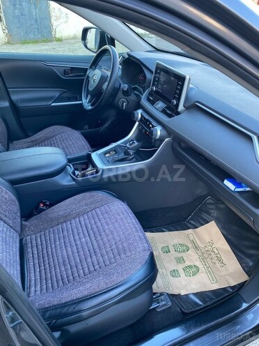 Toyota RAV4 2019, 105,117 km - 2.0 l - Bakı