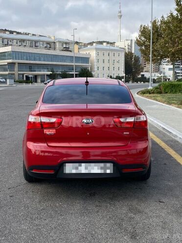 Kia Rio 2013, 240,000 km - 1.6 l - Bakı