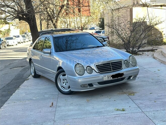 Mercedes E 220 2002, 512,457 km - 2.2 l - Bakı