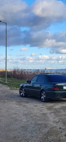 Mercedes C 220 2000, 439,000 km - 2.2 l - Bakı