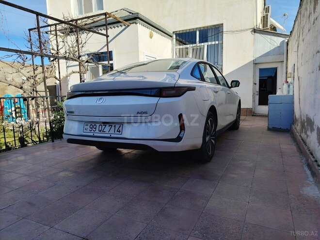 Changan Qiyuan A05 2025, 0 km - 1.5 l - Bakı