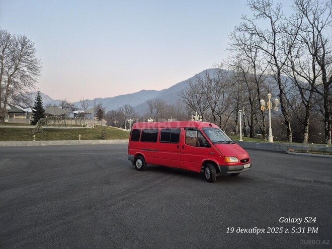 Ford Transit 1996, 130,000 km - 2.5 l - Qəbələ