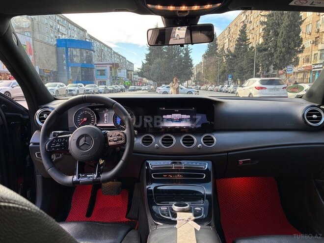 Mercedes E 220 d 2017, 179,800 km - 2.0 л - Bakı