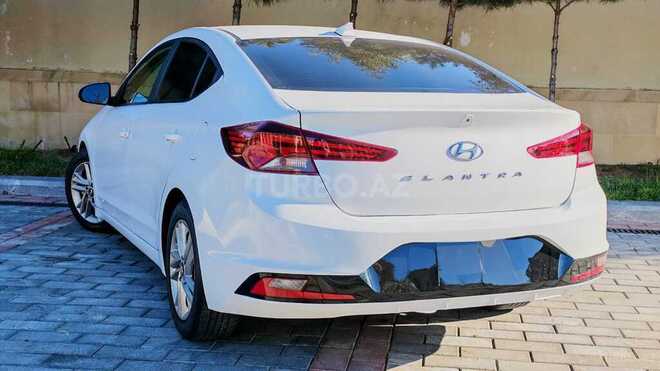 Hyundai Elantra 2019, 88,000 km - 2.0 l - Bakı
