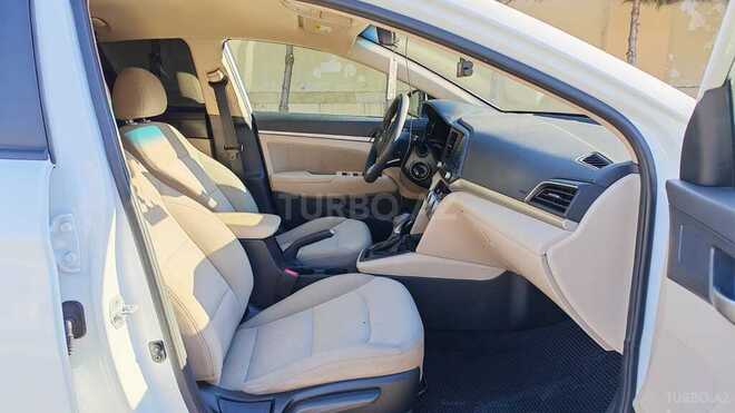 Hyundai Elantra 2019, 88,000 km - 2.0 l - Bakı