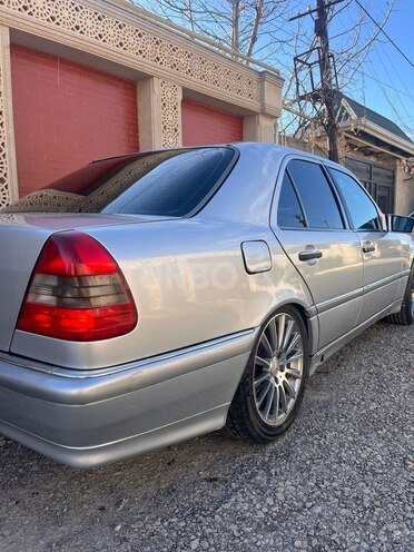 Mercedes C 280 1995, 330,000 km - 2.8 л - Bakı