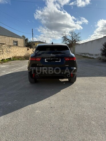 Jaguar E-Pace-2