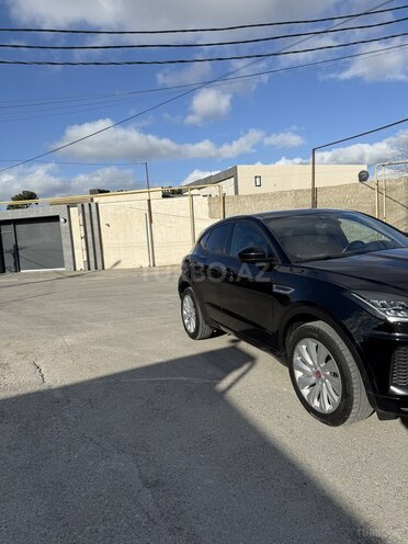 Jaguar E-Pace-4