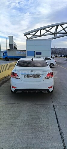 Hyundai Accent 2012, 300,100 km - 1.6 л - Bakı