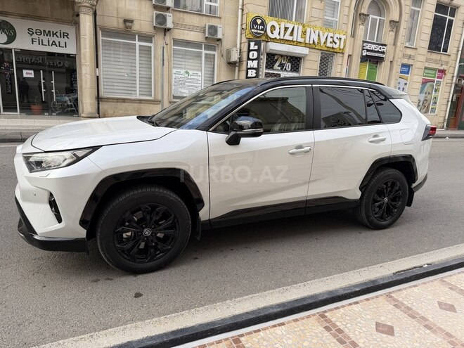 Toyota RAV4 2024, 13,000 km - 2.5 l - Şəmkir
