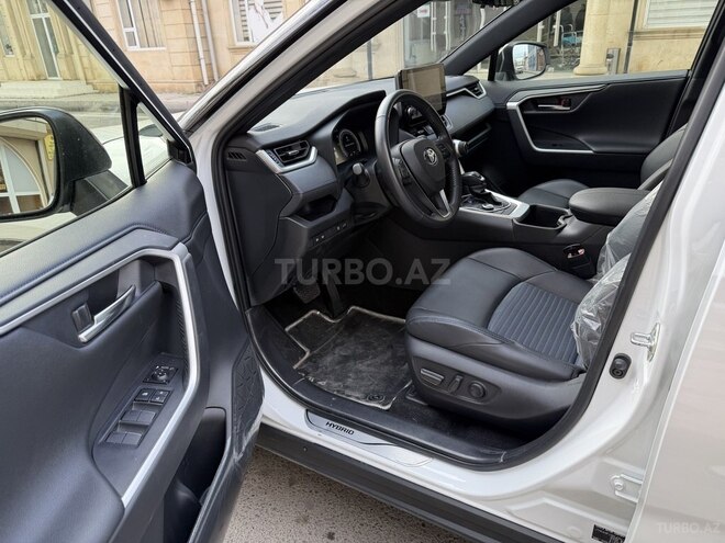 Toyota RAV4 2024, 13,000 km - 2.5 l - Şəmkir