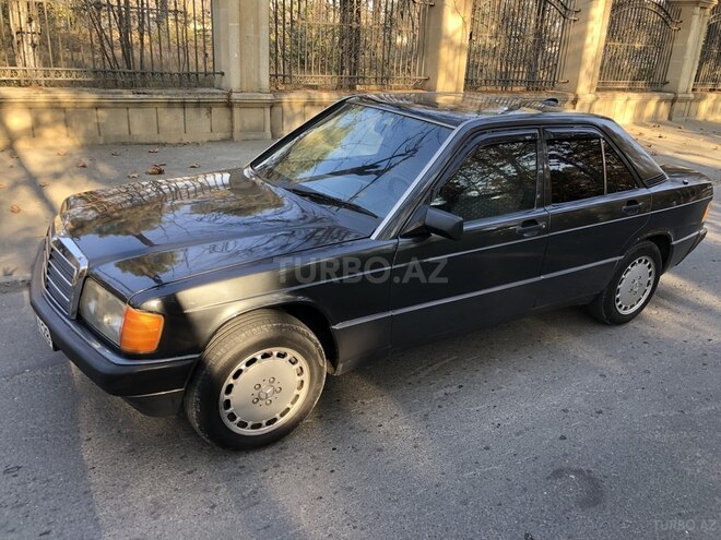 Mercedes 190 1991, 121,120 km - 2.0 л - Mingəçevir