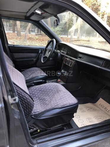 Mercedes 190 1991, 121,120 km - 2.0 л - Mingəçevir