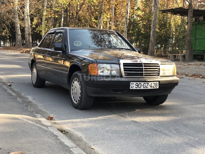 Mercedes 190 1991, 121,120 km - 2.0 л - Mingəçevir