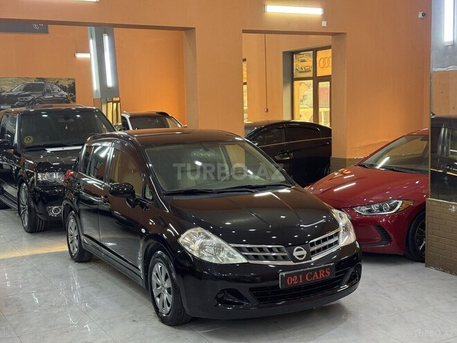 Nissan Tiida-3
