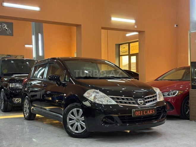 Nissan Tiida-7