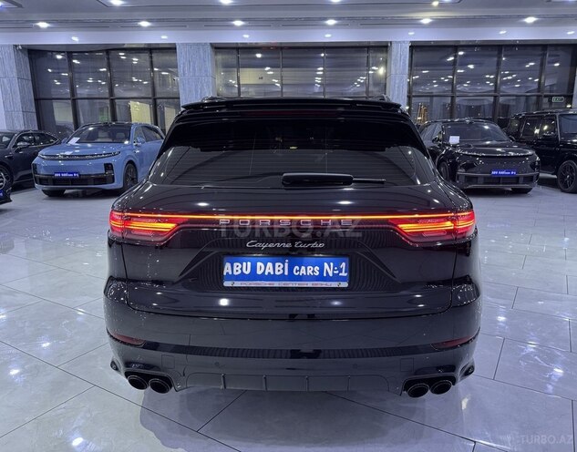 Porsche Cayenne Turbo-7