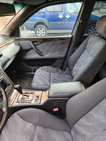 Mercedes E 270 2000, 680,000 km - 2.7 l - Mingəçevir