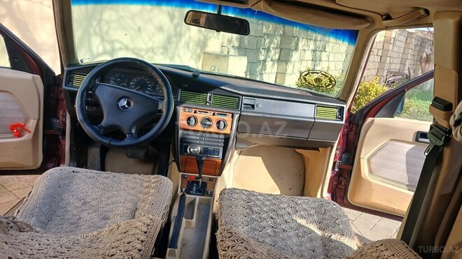 Mercedes 190 1991, 692,885 km - 2.3 л - Bakı