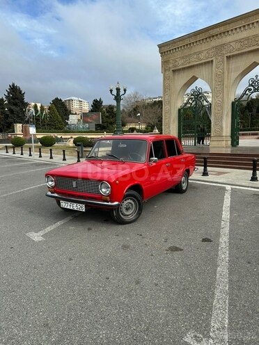 LADA (VAZ) 21011 1982, 560,000 km - 1.3 л - Bakı