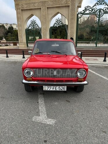 LADA (VAZ) 21011 1982, 560,000 km - 1.3 л - Bakı