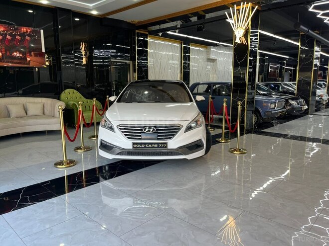 Hyundai Sonata-1