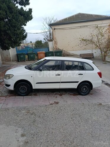 Skoda Fabia 2011, 200,000 km - 1.2 l - Bakı