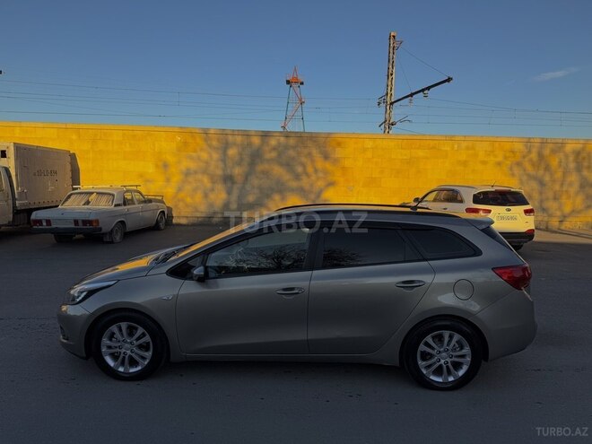 Kia  2013, 270,000 km - 1.4 l - Bakı
