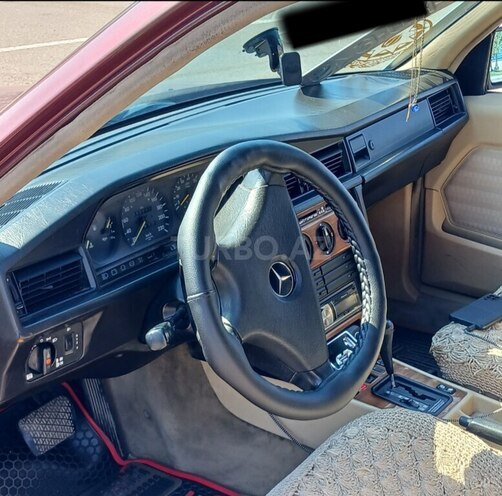Mercedes 190 1991, 692,885 km - 2.3 л - Bakı
