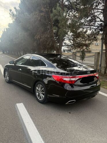 Hyundai Grandeur-2