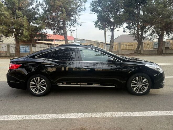 Hyundai Grandeur-10