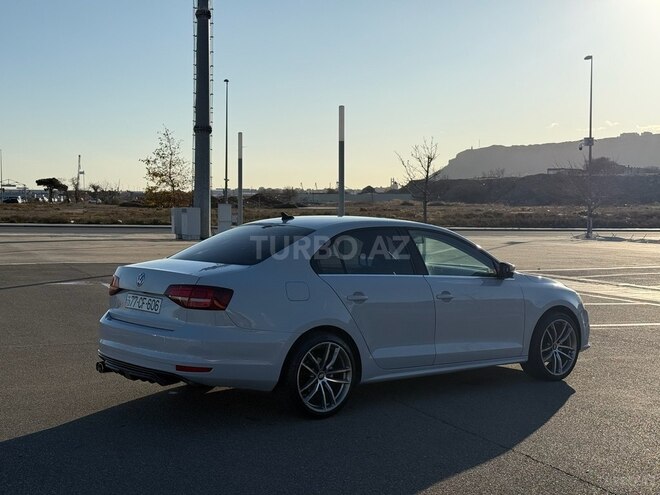 Volkswagen Jetta 2017, 74,000 km - 1.4 l - Bakı