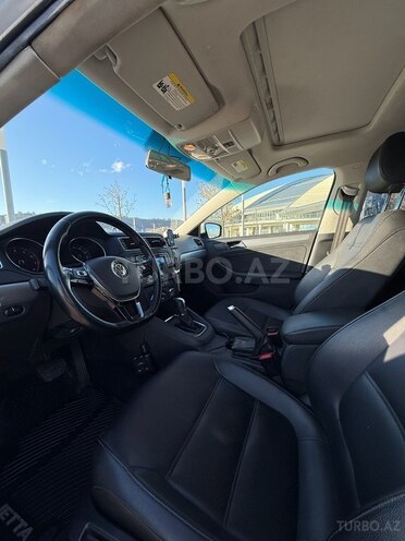 Volkswagen Jetta 2017, 74,000 km - 1.4 l - Bakı