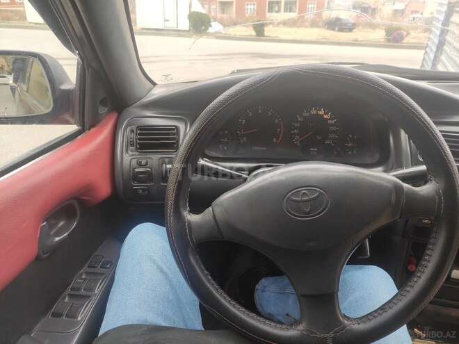 Toyota Corolla 1996, 290,000 km - 1.5 l - Bakı
