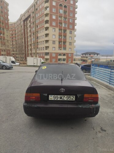 Toyota Corolla 1996, 290,000 km - 1.5 l - Bakı