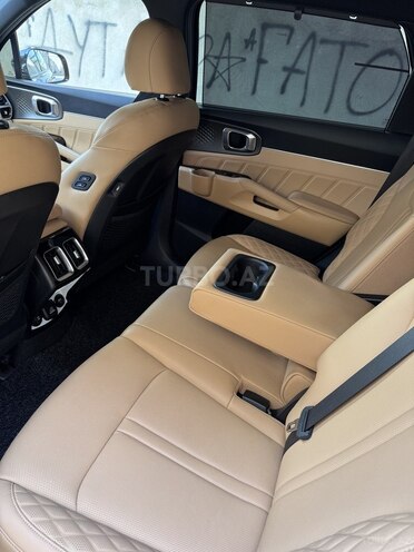 Kia Sorento-4