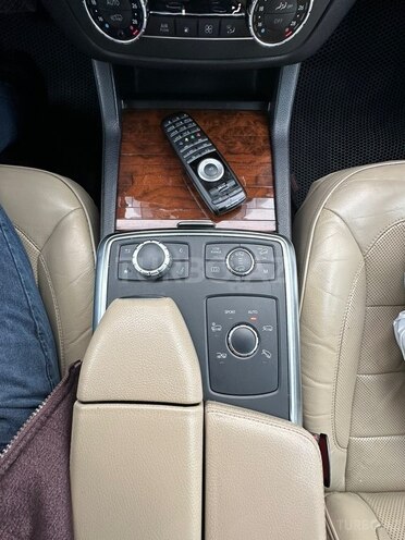 Mercedes GL 500 4MATIC 2013, 217,000 km - 4.7 l - Gəncə