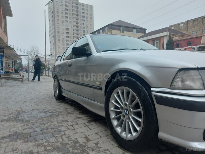 BMW 318 1997, 380,000 km - 1.8 l - Bakı