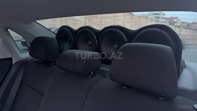 Volkswagen Polo 2013, 150,000 km - 1.6 l - Bakı