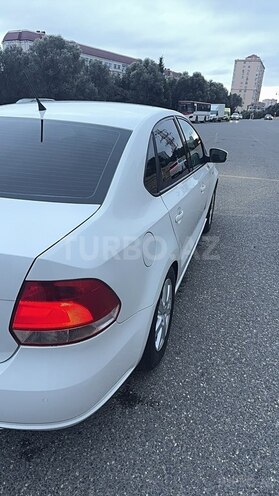 Volkswagen Polo 2013, 150,000 km - 1.6 l - Bakı